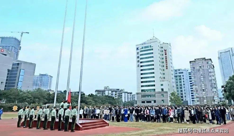 中心-欢迎您-楼盘详情-备案价-户型图-容积率@售楼处人生就是搏情侣湾一号(售楼